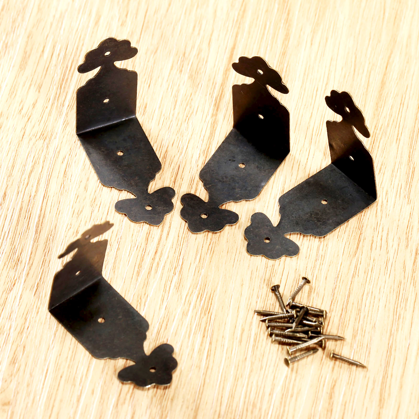 4pcs ตัวป้องกันมุมเหล็กดอกไม้  - Furniture Hardware Covers บทวิจารณ์และราคา