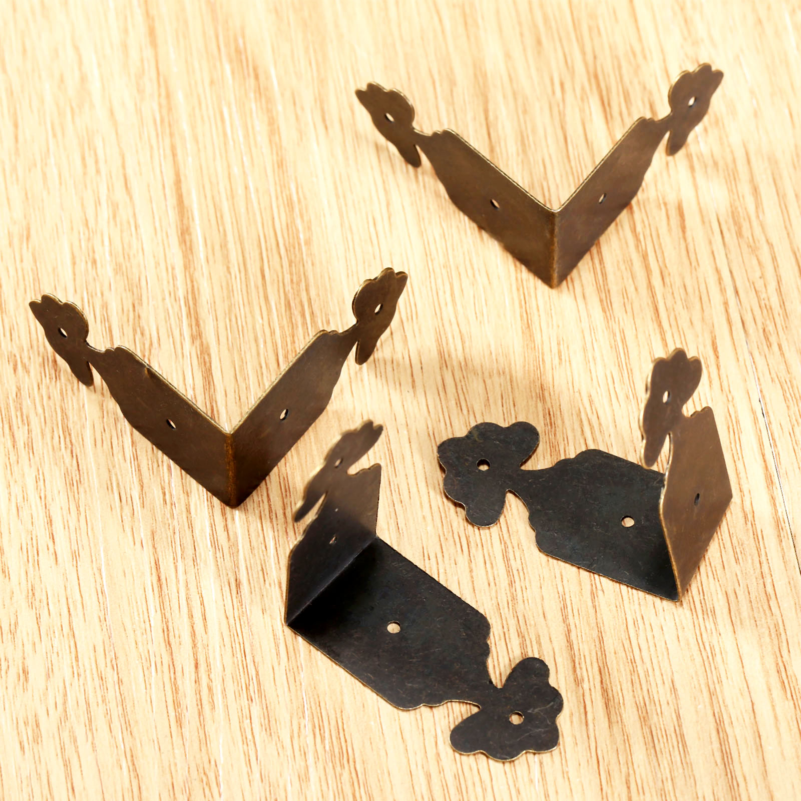 4pcs ตัวป้องกันมุมเหล็กดอกไม้  - Furniture Hardware Covers บทวิจารณ์และราคา